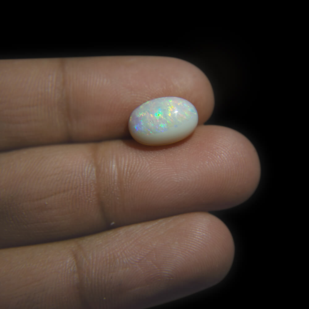 White Opal with Fire Australian - 3.43 Carat (3.80 Ratti)