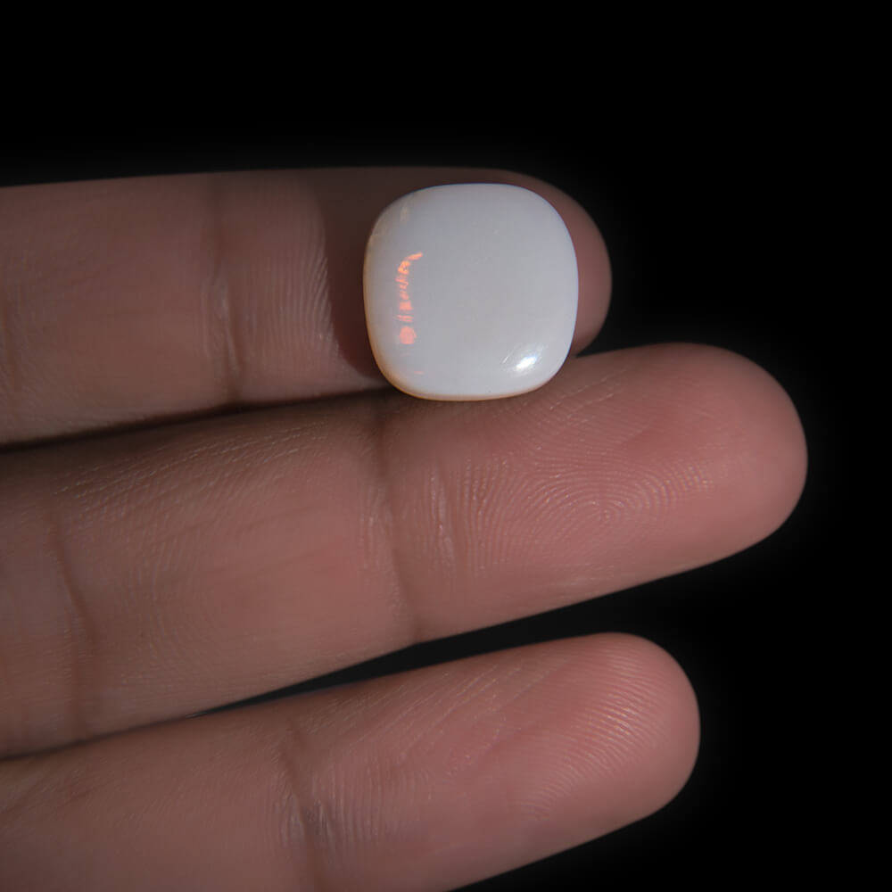 White Opal - 7.45 Carat
