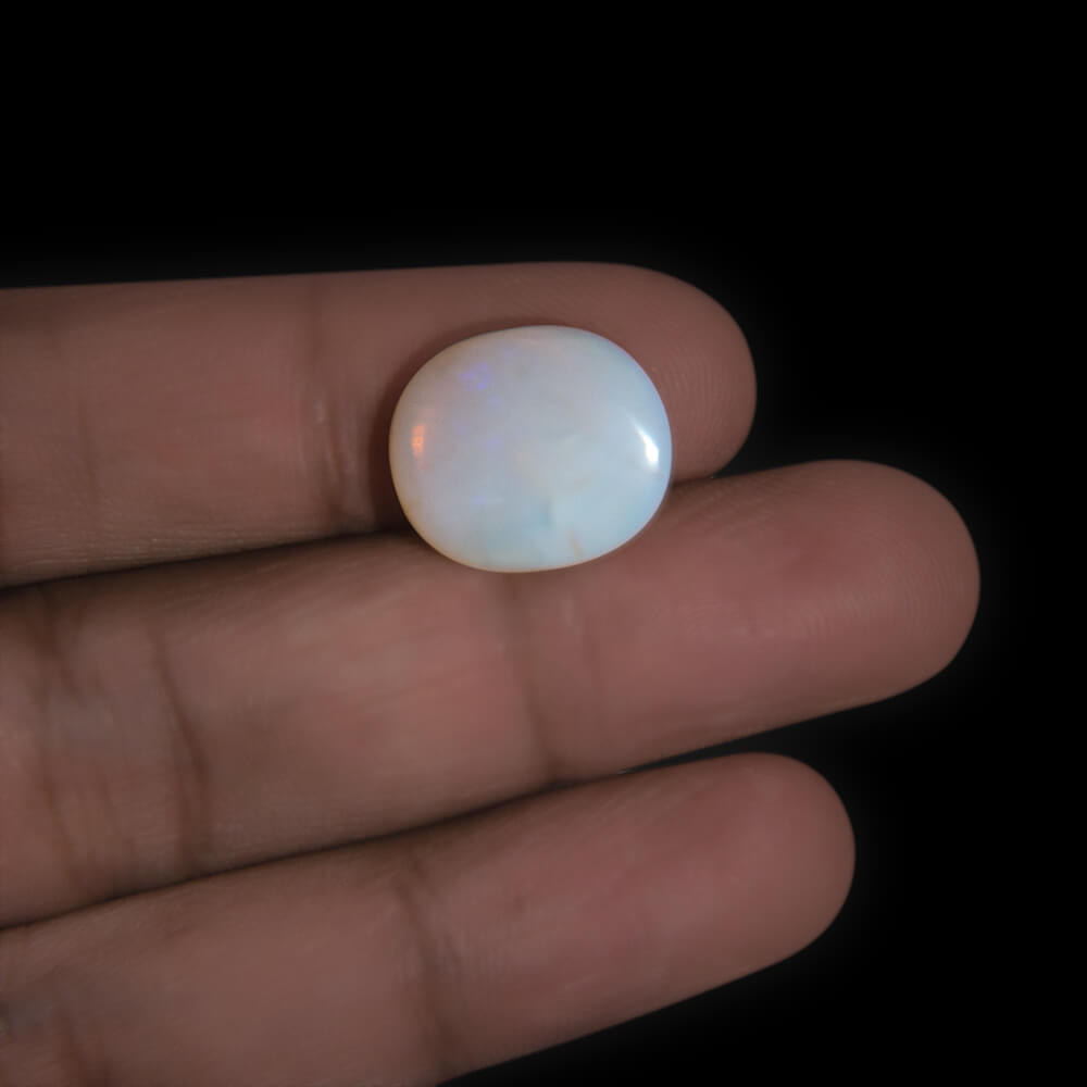 White Opal - 9.97 Carat
