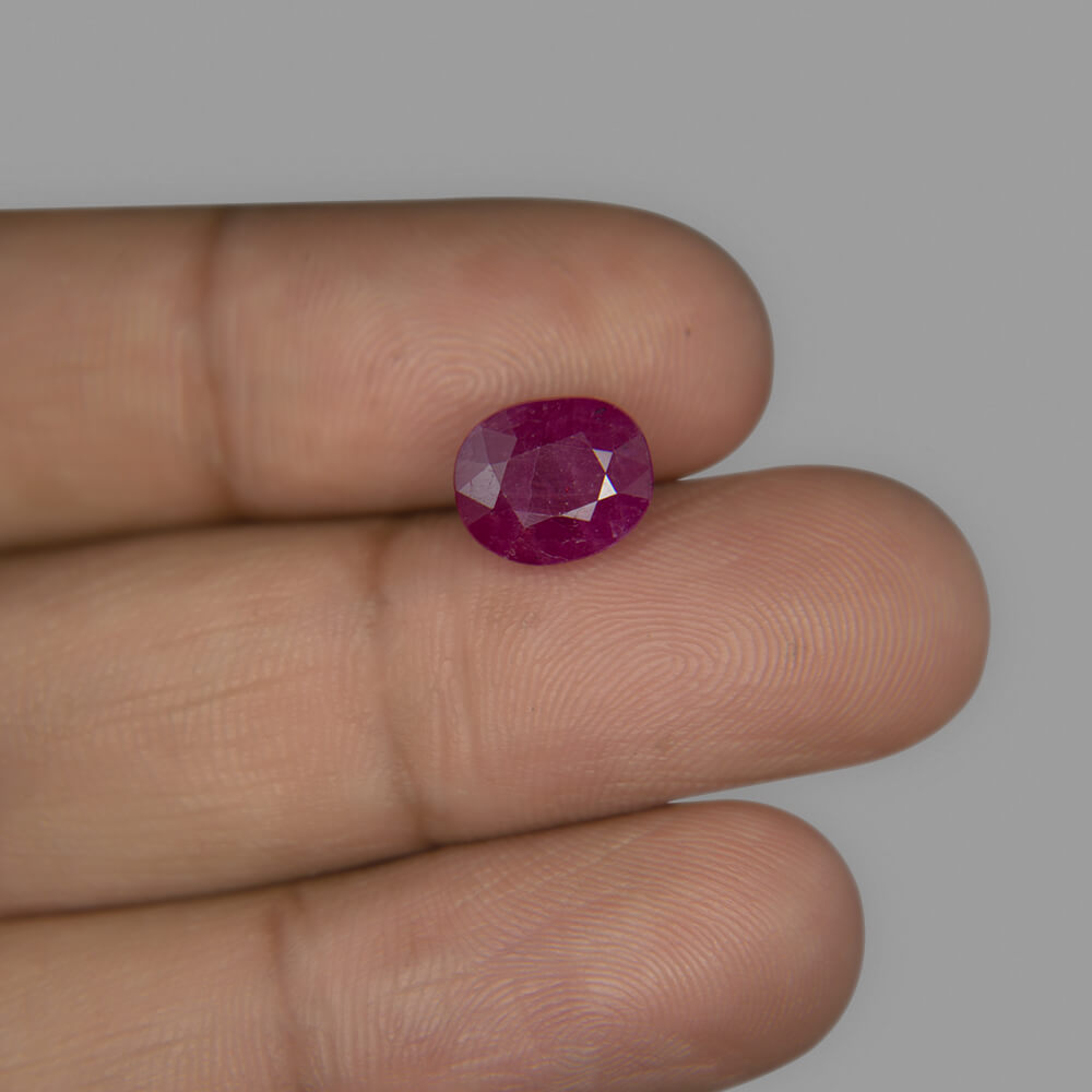 Ruby Burmese - 4.62 Carat (5.25 Ratti)