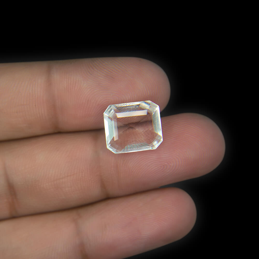 Clear Quartz Crystal - 6.15 Carat