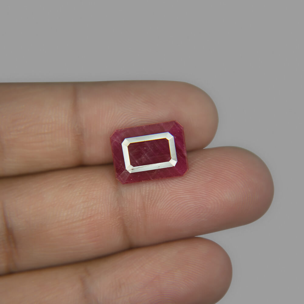 Ruby African- 8.29 Carat (9.25 Ratti)