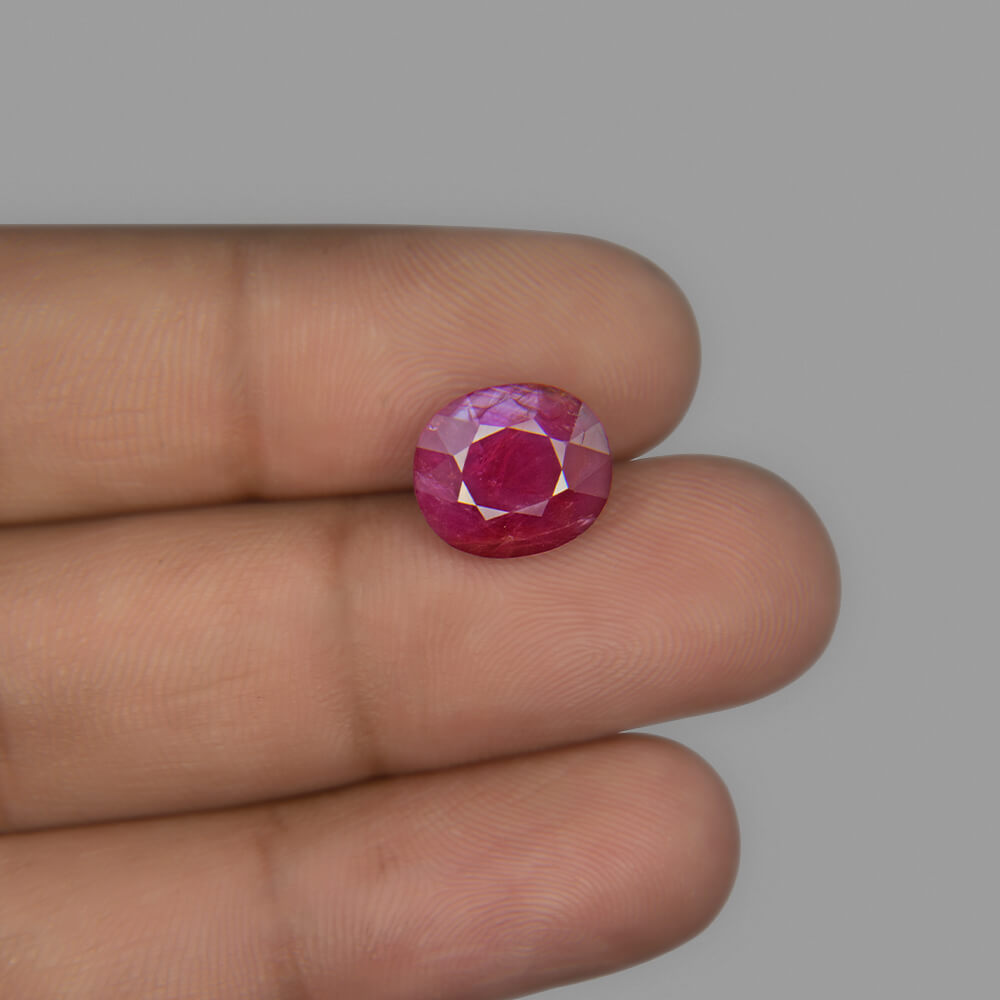 Ruby Burmese - 5.98 Carat (6.50 Ratti)