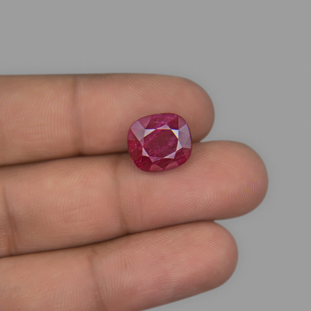 Ruby Burmese - 9.44 Carat (10.50 Ratti)