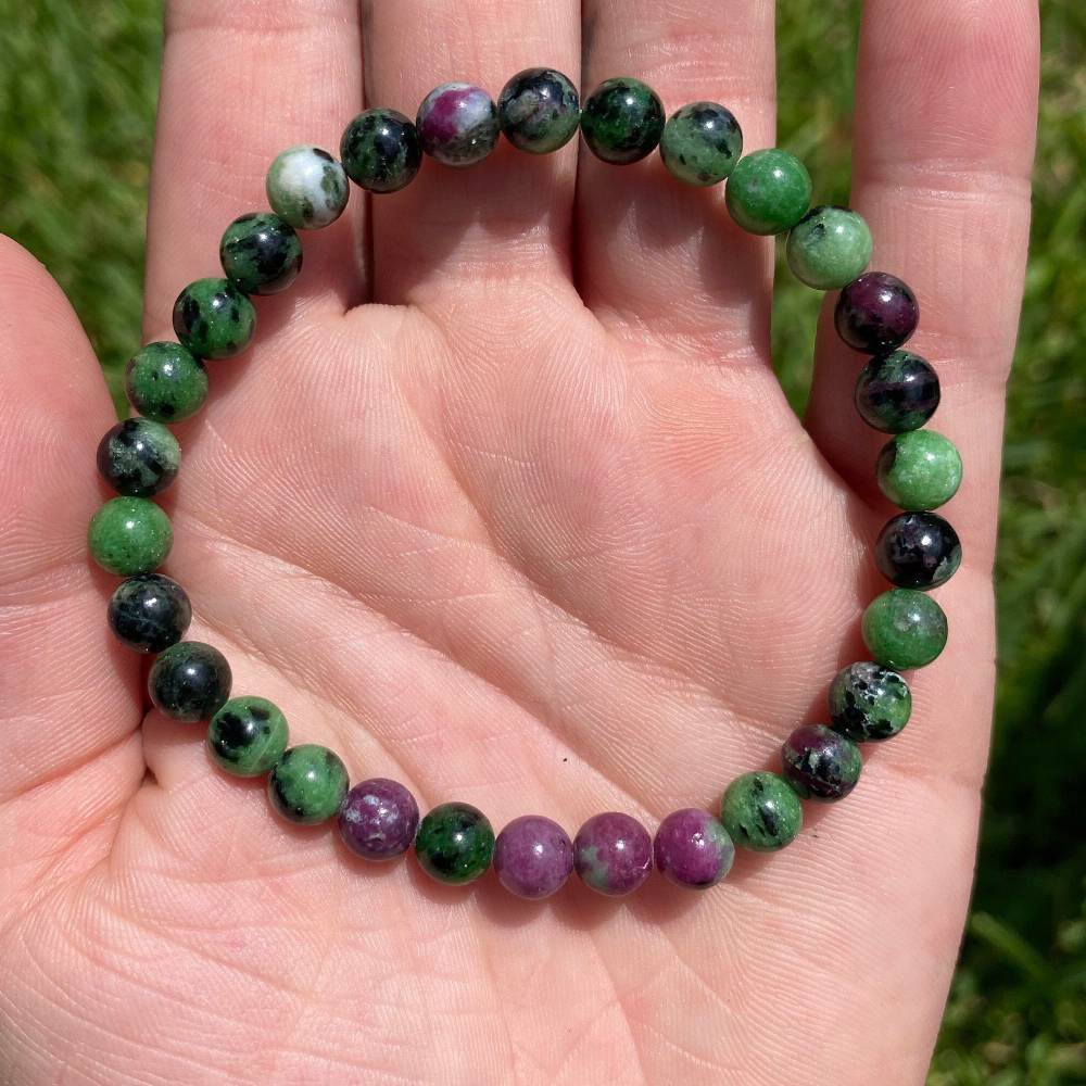 Ruby Zoisite Gemstone Stretchable Bracelet 
