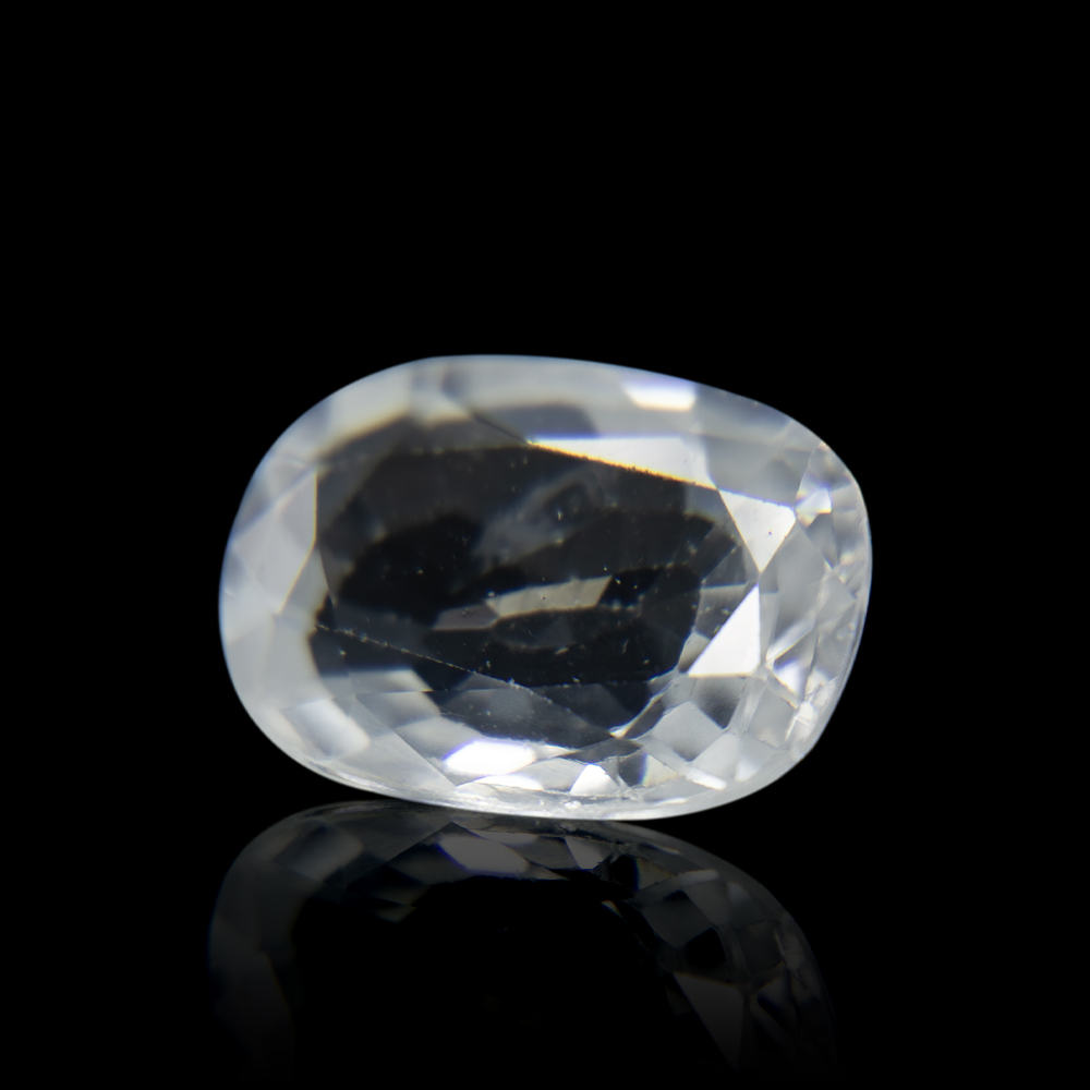 Natural Ceylon White Zircon 4.50 Carat/ 5.00 Ratti 