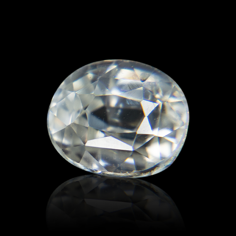 Natural Ceylon White Zircon 3.68 Carat/ 4.10 Ratti 