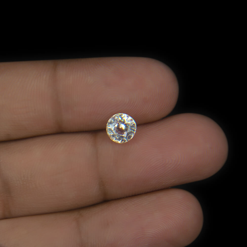White Sapphire  - 1.47 Carat (1.60 Ratti)