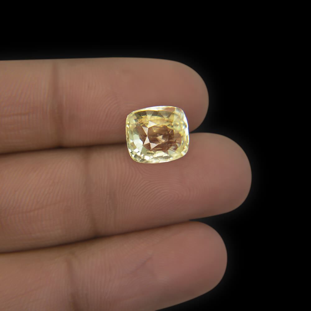 Yellow Sapphire (Pukhraj) Sri Lanka - 5.97 Carat (6.50 Ratti)