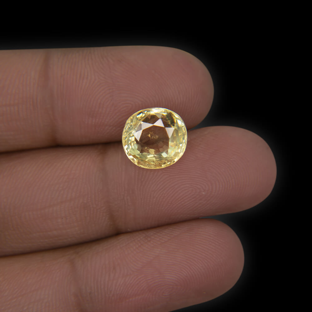 Yellow Sapphire (Pukhraj) Sri Lanka - 5.81 Carat (6.50 Ratti)