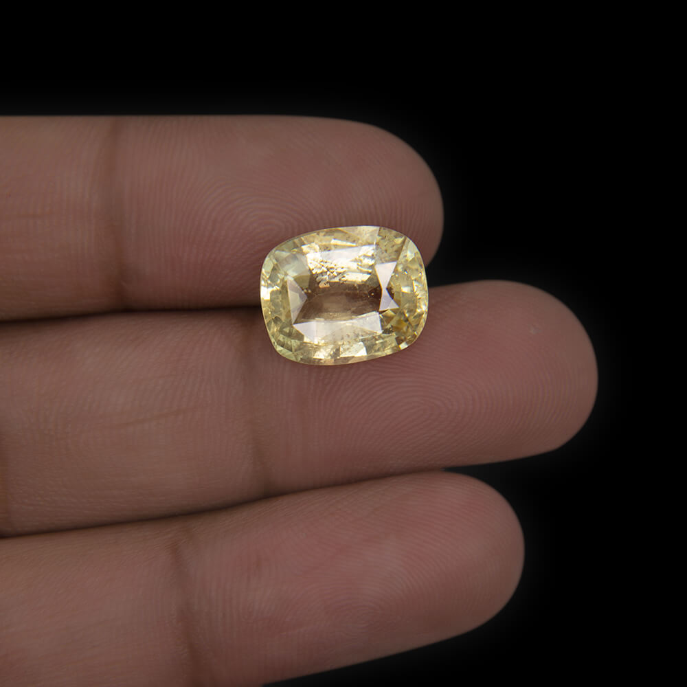 Yellow Sapphire (Pukhraj) Sri Lanka - 8.97 Carat (10.00 Ratti)