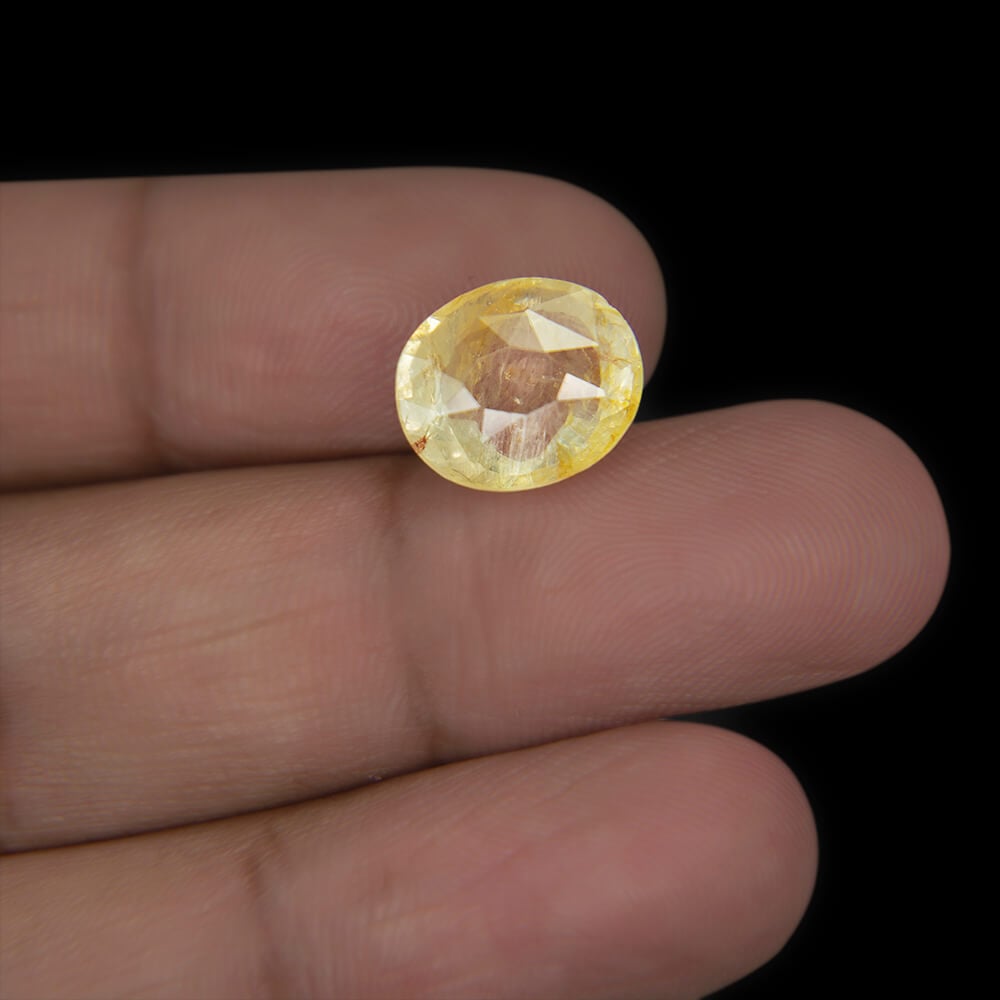 Yellow Sapphire (Pukhraj) Sri Lanka - 7.92 Carat (8.50 Ratti)