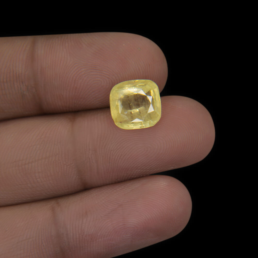 Yellow Sapphire - 6.30 Carat