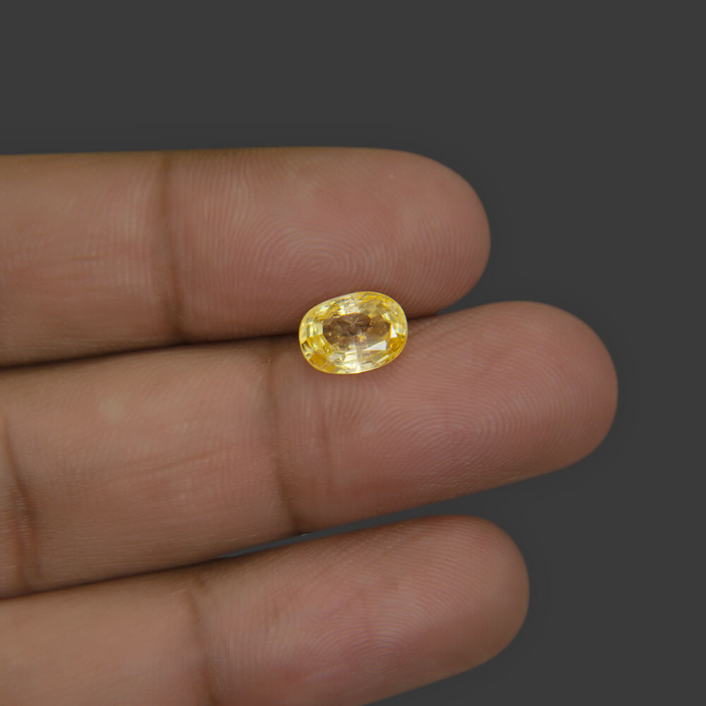 Yellow Sapphire - 2.15 Carat