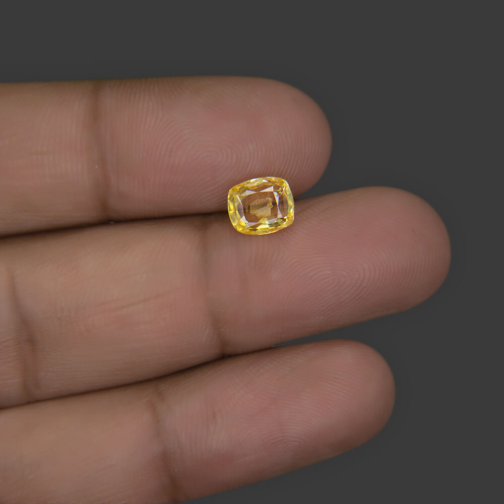 Yellow Sapphire - 1.87 Carat