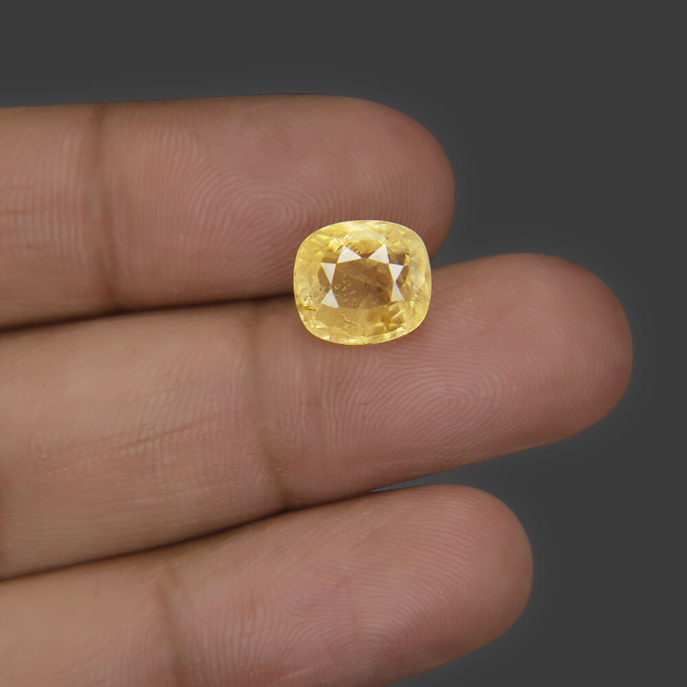 Yellow Sapphire - 6.55 Carat
