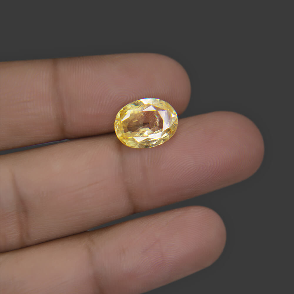 Yellow Sapphire - 6.16 Carat
